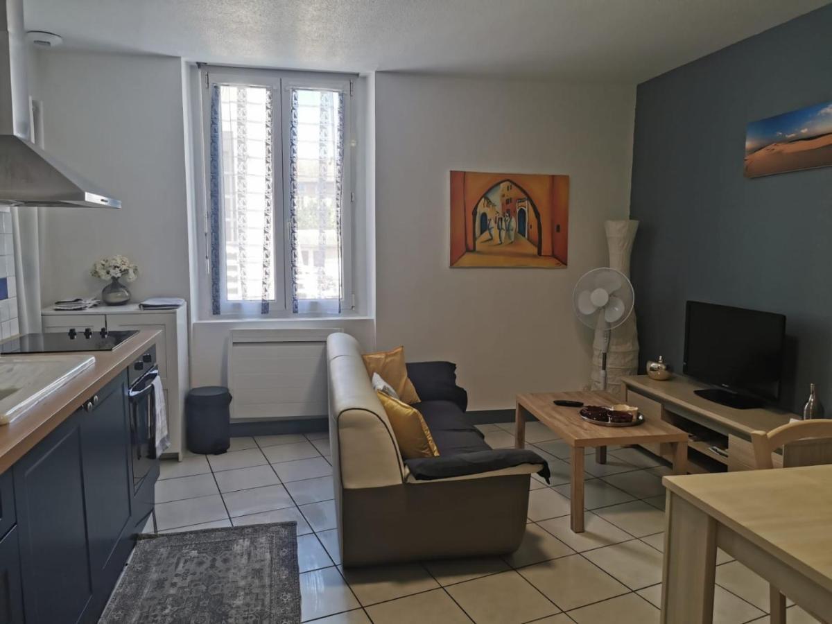 Joli Climatise Apartment